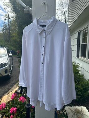 Jane and Delancey White Button-Front Long Sleeve Shirt